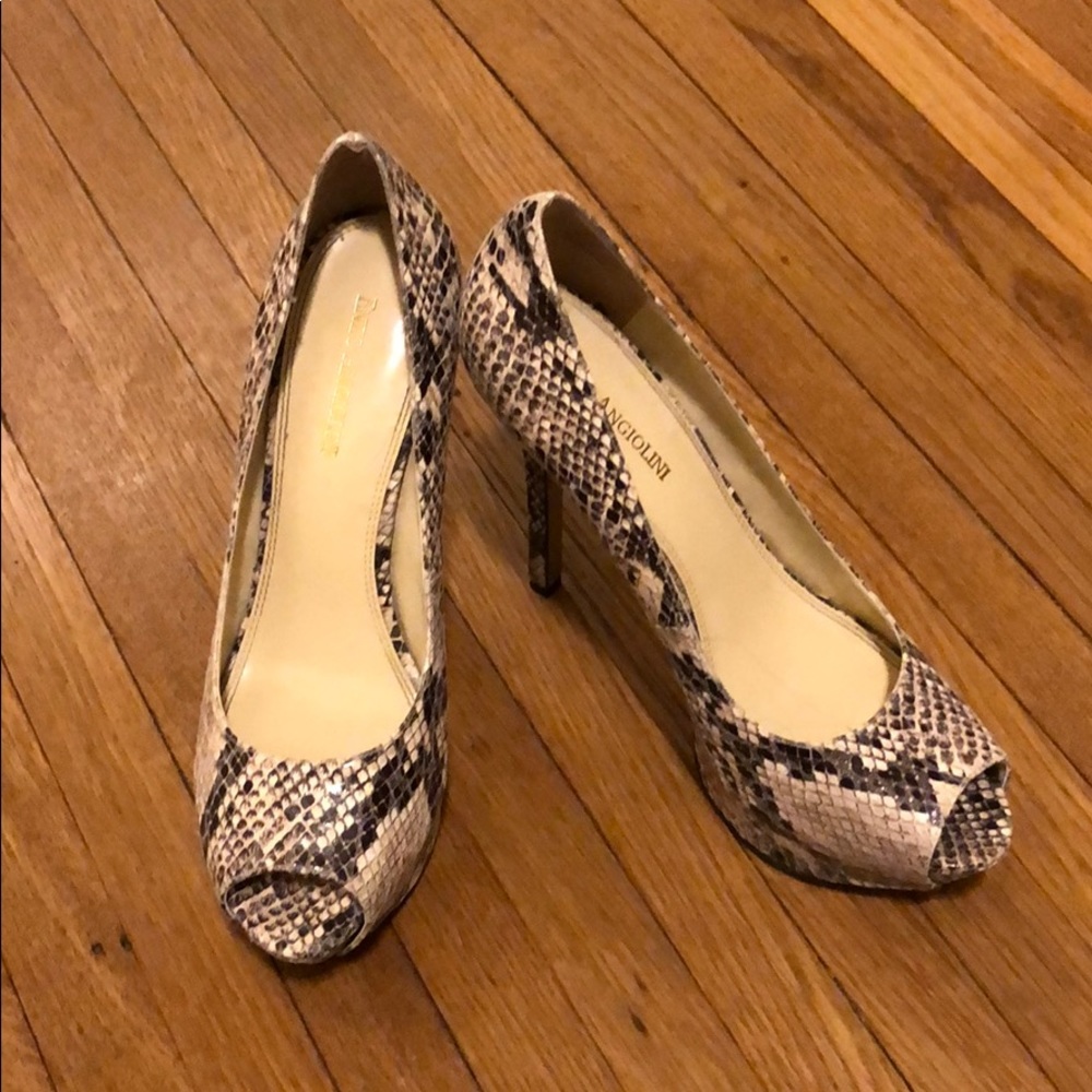 Enzo Angiolini snake skin peep toe pumps -size 8.5